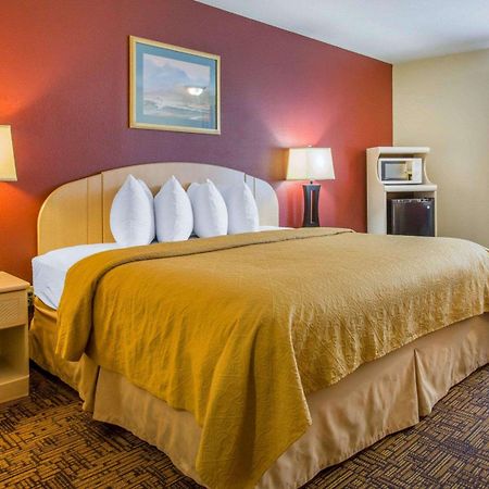 Quality Inn & Suites Уид Экстерьер фото