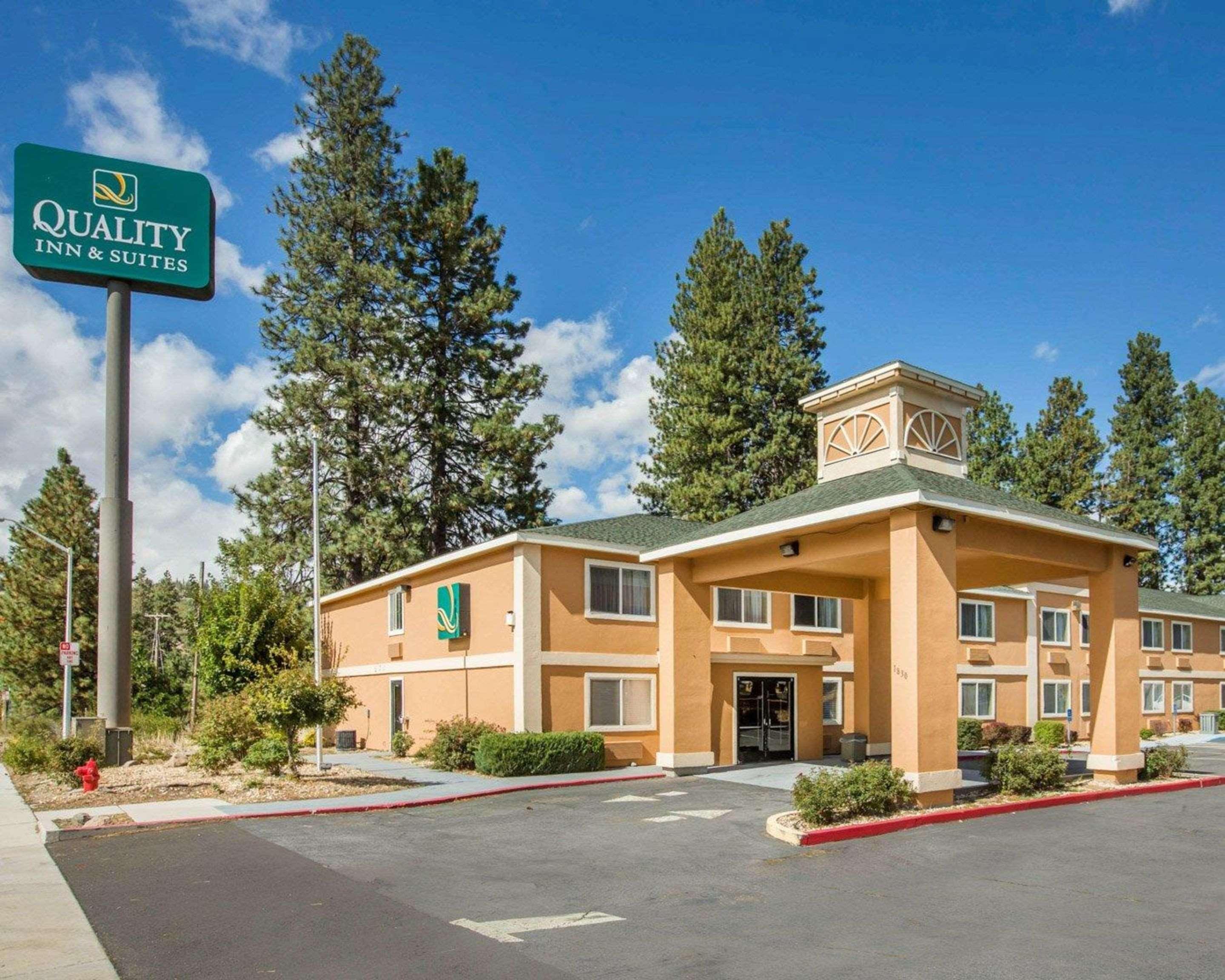 Quality Inn & Suites Уид Экстерьер фото