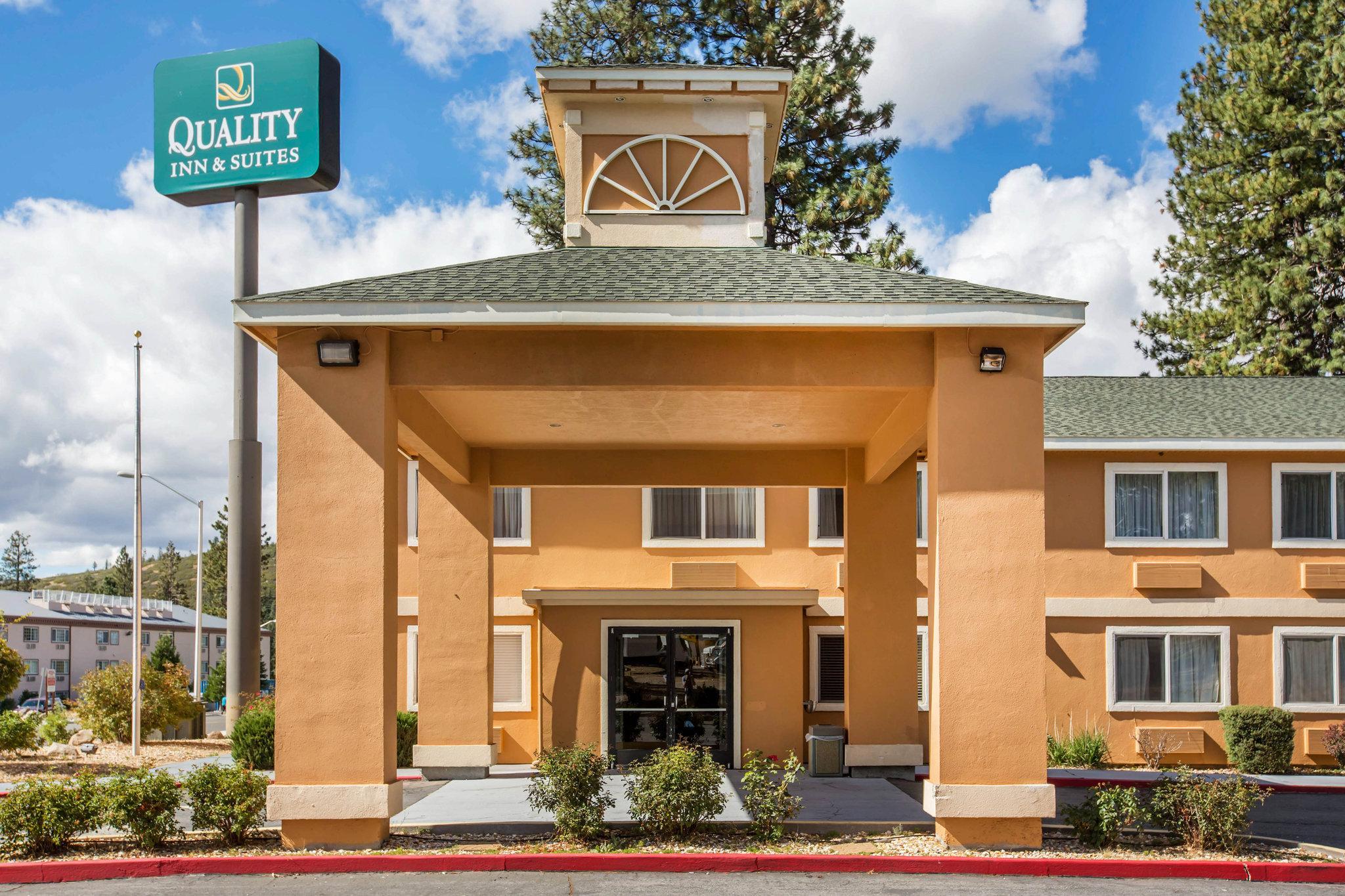 Quality Inn & Suites Уид Экстерьер фото