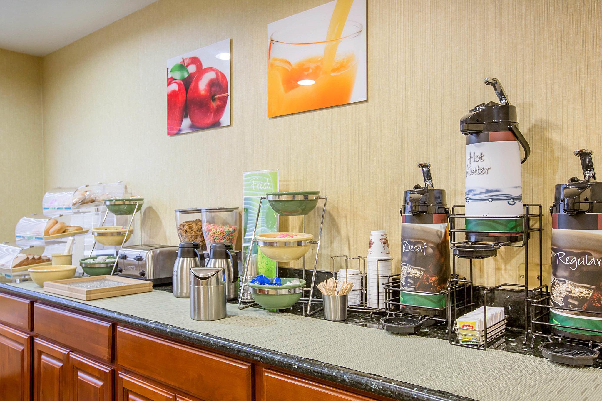Quality Inn & Suites Уид Экстерьер фото